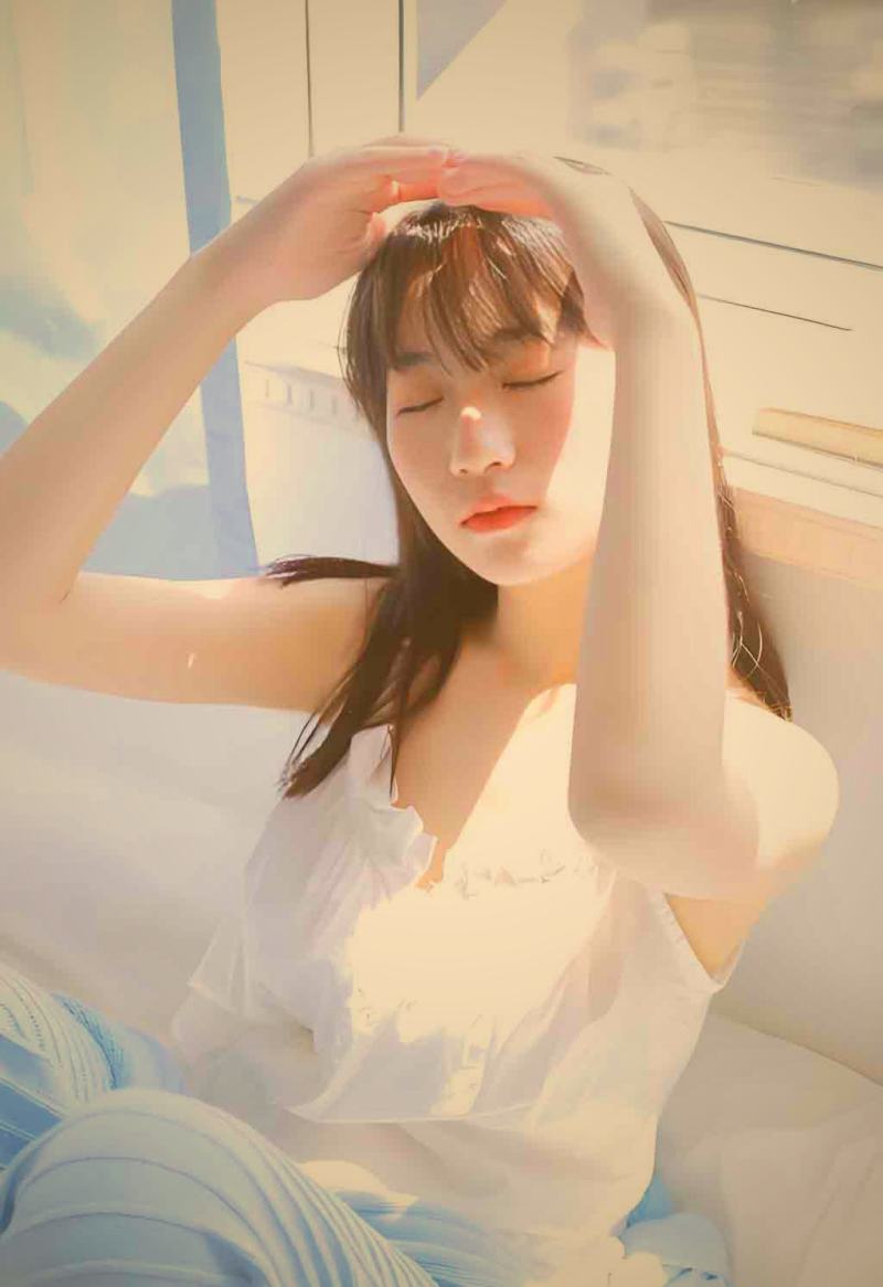 红桃视频热播明星即兴喜剧综艺现场，明星们正在即兴表演互动